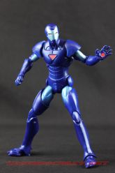 The Return of Marvel Legends Wave One Extremis Iron Man Variant